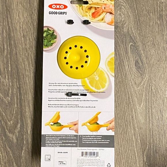 NWT Oxo Good Grips Citrus Juicer - Picture 5 of 5